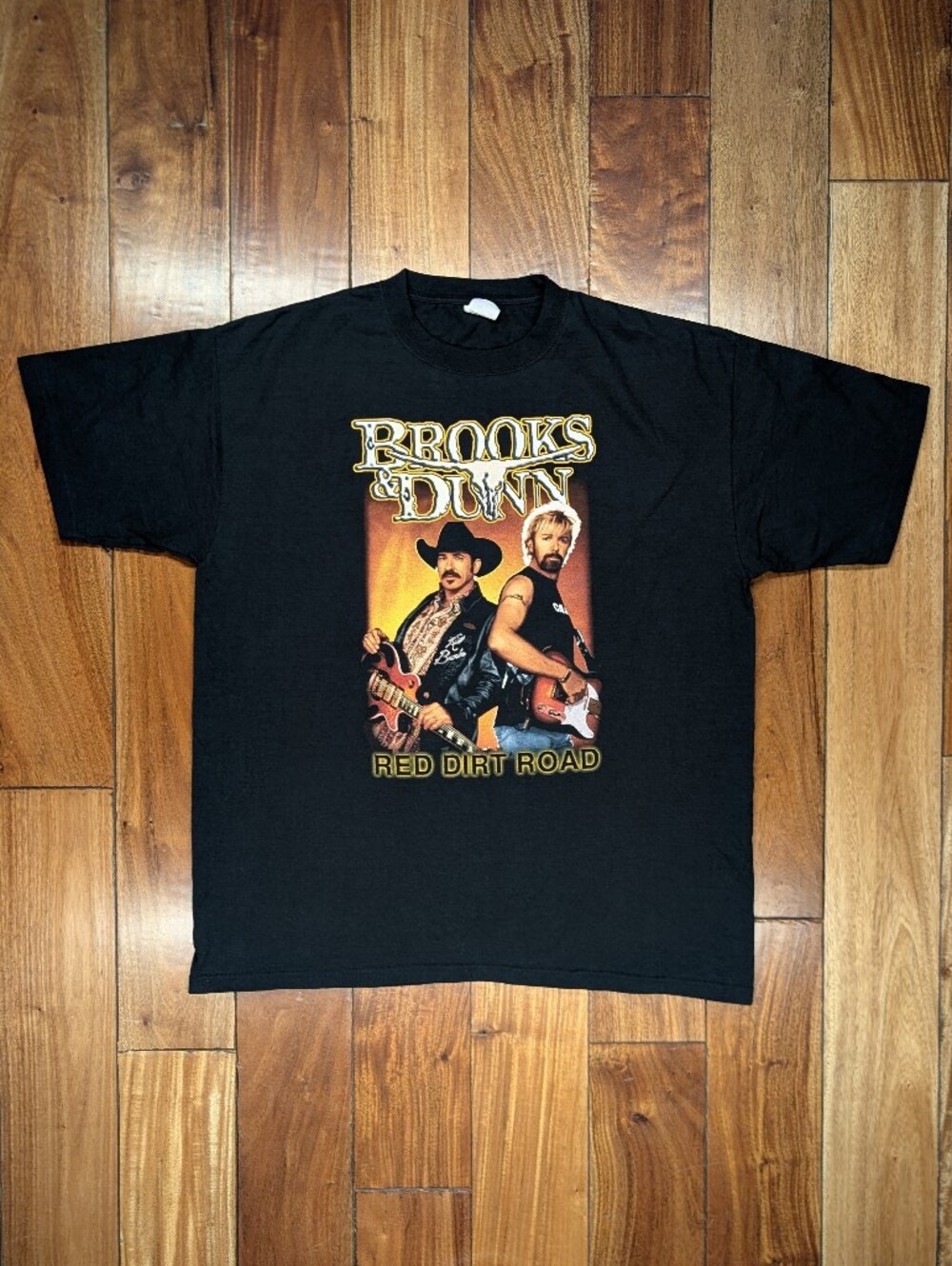 Brooks & Dunn Red Dirt Road Tour T-shirt (XL)